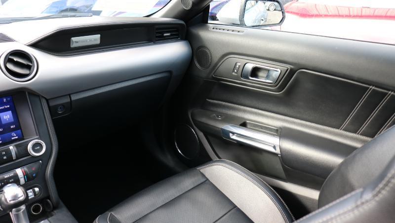 Ford Mustang EcoBoost Convertible 2021