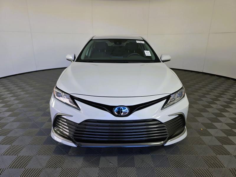 Toyota Camry LE Auto (Natl) 2022
