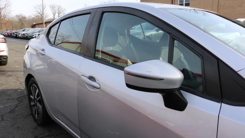 Nissan Versa SV CVT 2021
