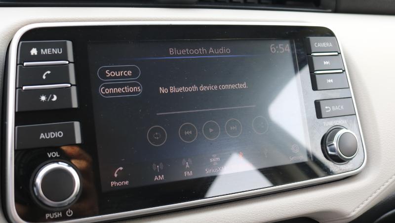 Nissan Versa SV CVT 2021