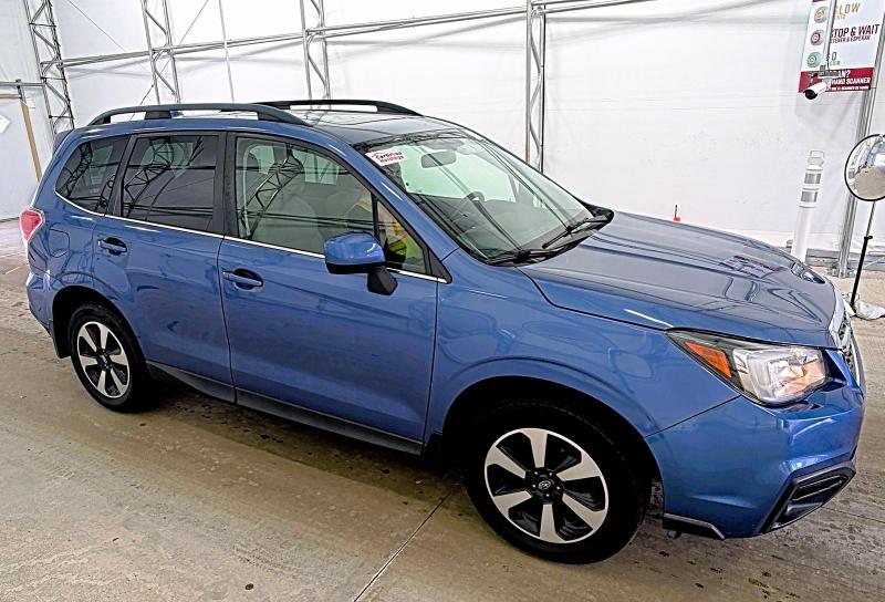 Subaru Forester 2.5i Limited CVT 2017