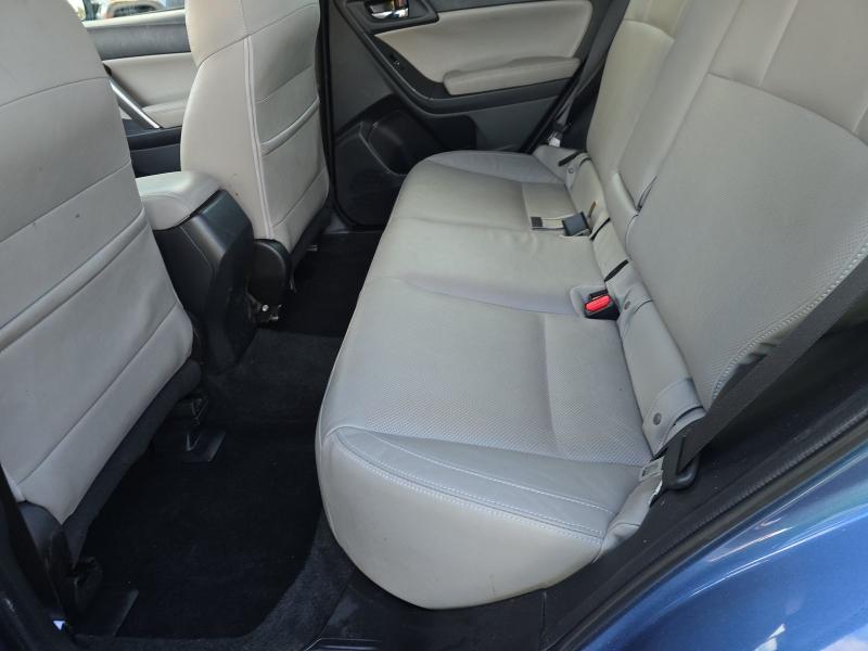 Subaru Forester 2.5i Limited CVT 2017