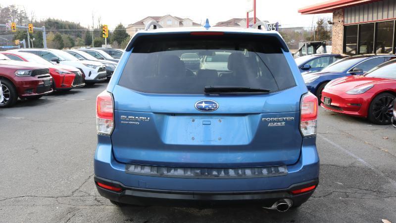 Subaru Forester 2.5i Limited CVT 2017