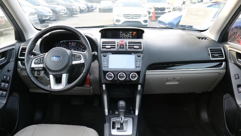 Subaru Forester 2.5i Limited CVT 2017