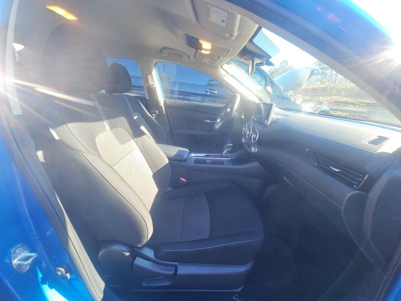 Nissan Sentra SV CVT 2025