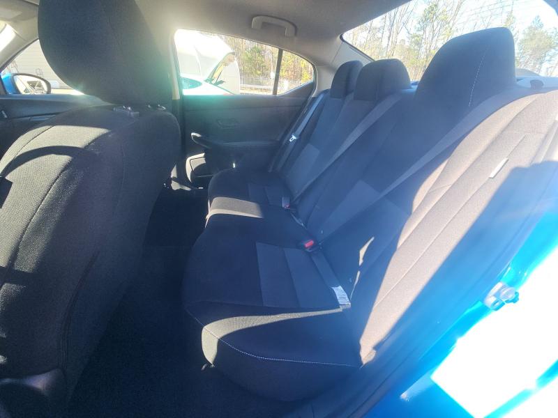 Nissan Sentra SV CVT 2025