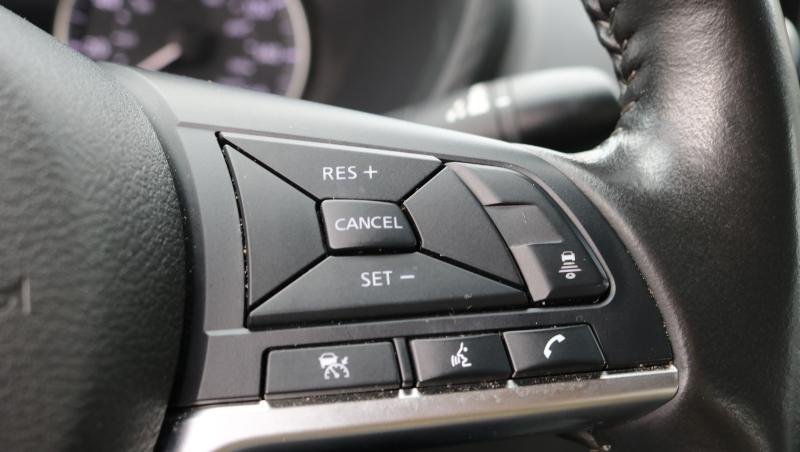 Nissan Sentra SV CVT 2025