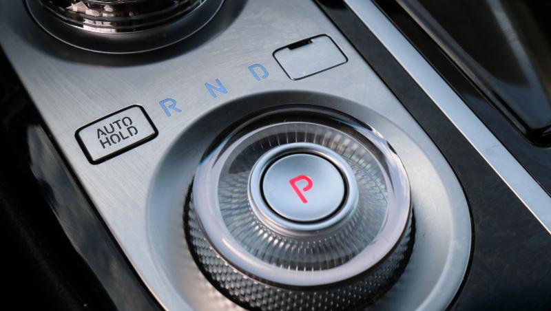 Genesis G80 2.5T AWD 2023