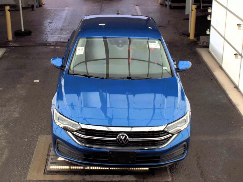 Volkswagen Jetta SE Auto 2024