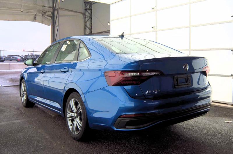 Volkswagen Jetta SE Auto 2024
