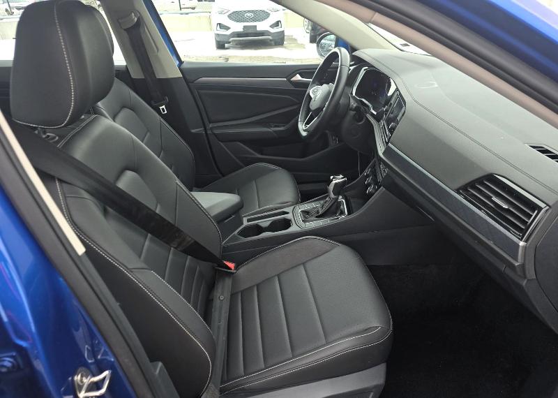 Volkswagen Jetta SE Auto 2024