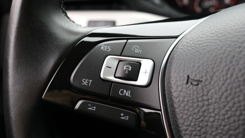 Volkswagen Passat 2.0T SE Auto 2020