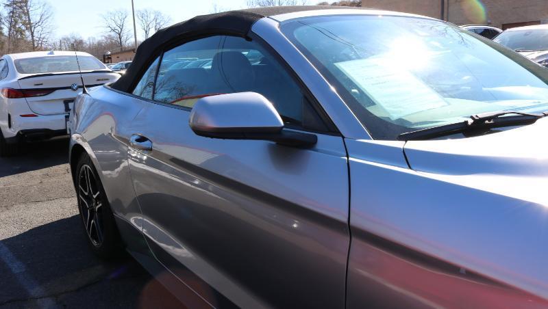 Ford Mustang EcoBoost Fastback 2020