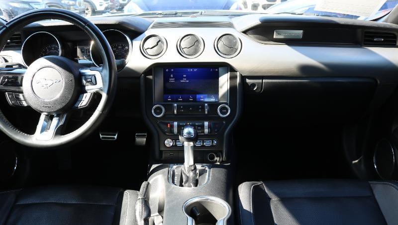 Ford Mustang EcoBoost Fastback 2020