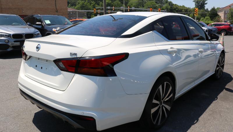 Nissan Altima 2.5 SR Sedan 2021