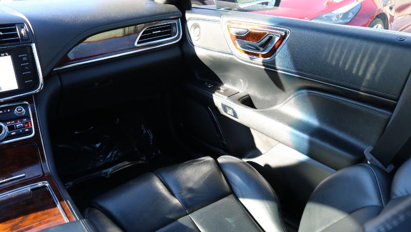 Lincoln Continental Select FWD 2017