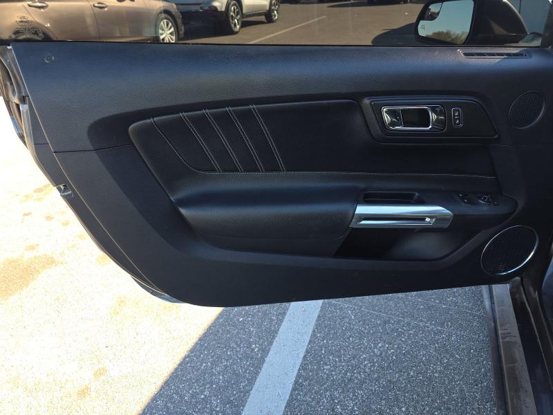 Ford Mustang 2dr Fastback GT Premium 2015