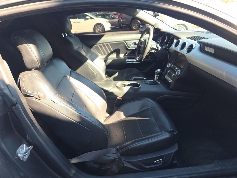 Ford Mustang 2dr Fastback GT Premium 2015