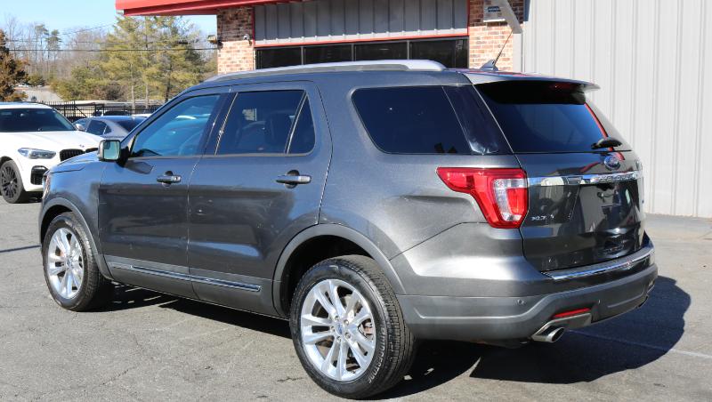 Ford Explorer XLT 4WD 2018