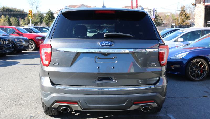 Ford Explorer XLT 4WD 2018