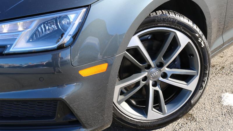 Audi A4 Titanium Premium 40 TFSI 2019