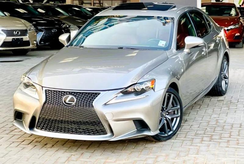 Lexus IS 350 4dr Sdn RWD 2015