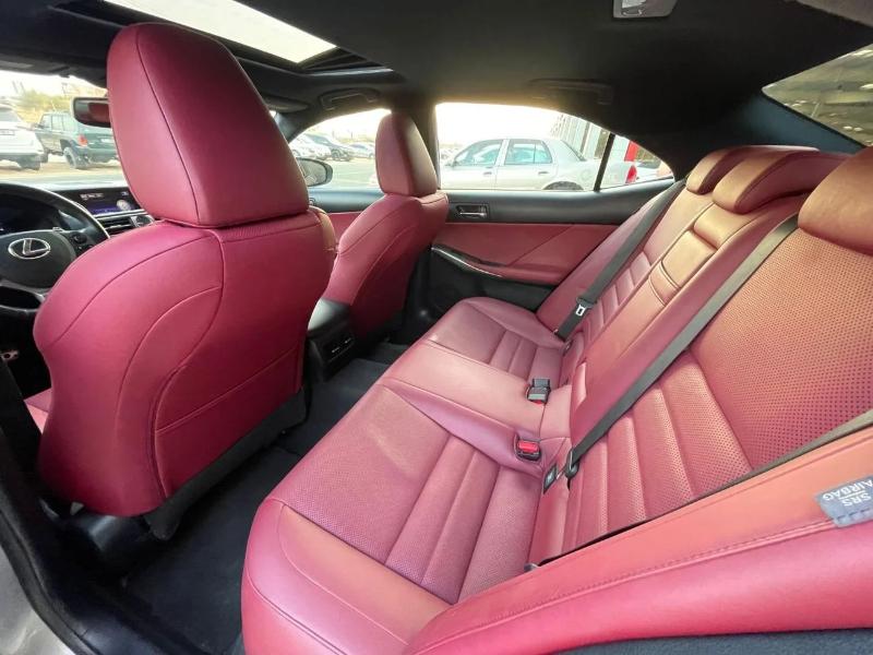 Lexus IS 350 4dr Sdn RWD 2015