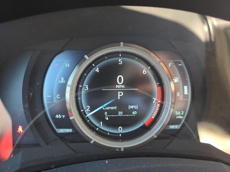 Lexus IS 350 4dr Sdn RWD 2015