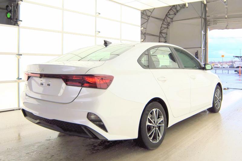 Kia Forte LXS IVT 2024