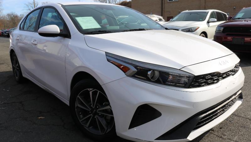 Kia Forte LXS IVT 2024