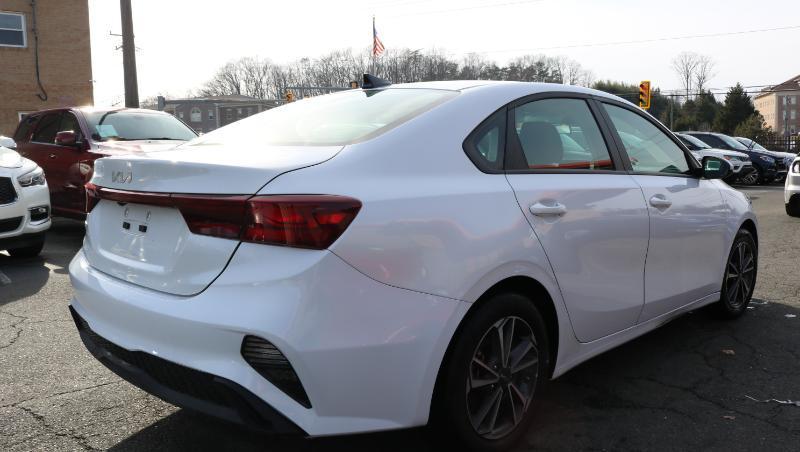 Kia Forte LXS IVT 2024