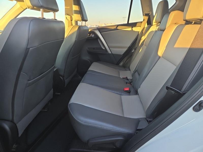 Toyota RAV4 AWD 4dr Limited (Natl) 2015