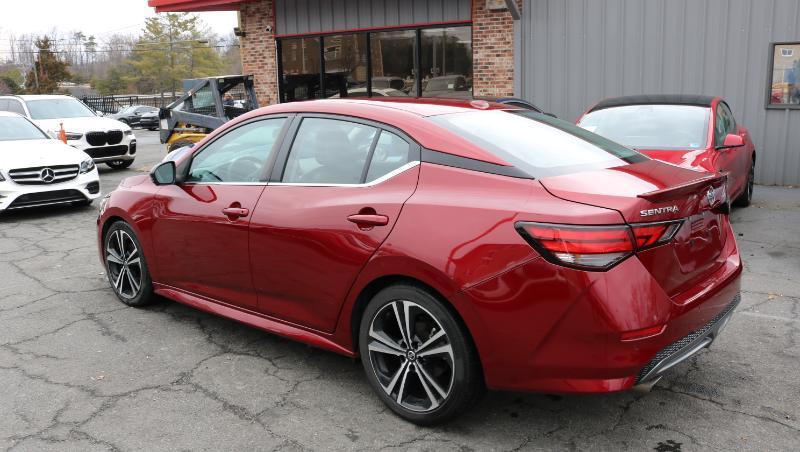 Nissan Sentra SR CVT 2021