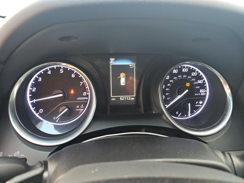 Toyota Camry SE Auto (Natl) 2018