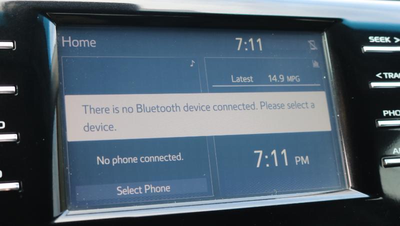 Toyota Camry SE Auto (Natl) 2018