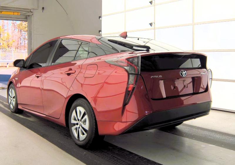 Toyota Prius 5dr HB Three Touring (Natl) 2016