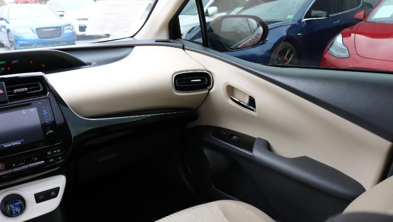 Toyota Prius 5dr HB Three Touring (Natl) 2016