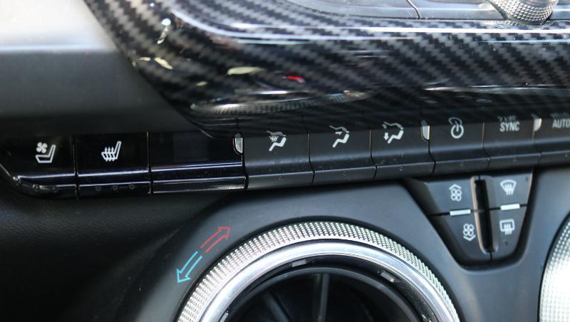 Chevrolet Camaro 2dr Cpe 2SS 2020