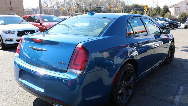 Chrysler 300 Touring RWD 2022