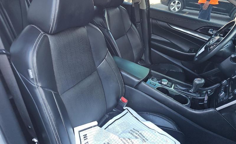 Nissan Maxima SV CVT 2022