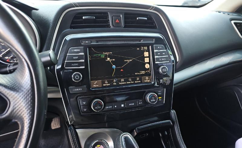 Nissan Maxima SV CVT 2022