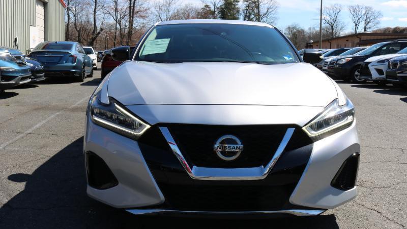 Nissan Maxima SV CVT 2022