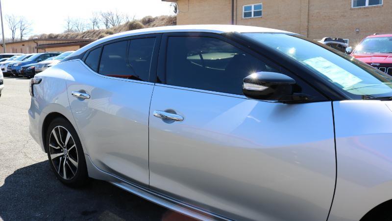 Nissan Maxima SV CVT 2022