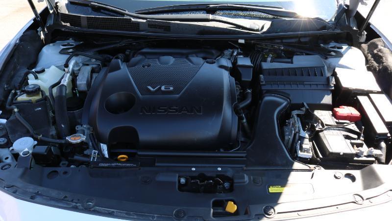 Nissan Maxima SV CVT 2022