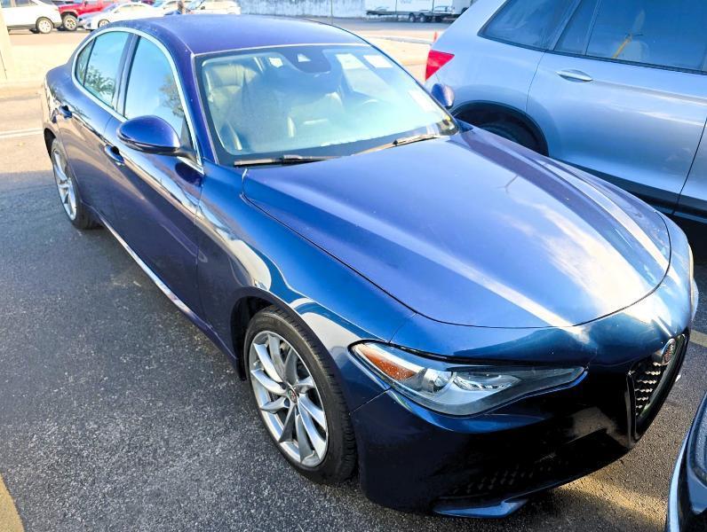 Alfa Romeo Giulia AWD 2021