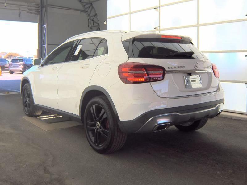 Mercedes-Benz GLA GLA 250 4MATIC SUV 2020
