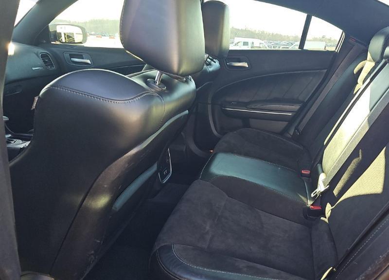 Dodge Charger 4dr Sdn R/T Scat Pack RWD 2016