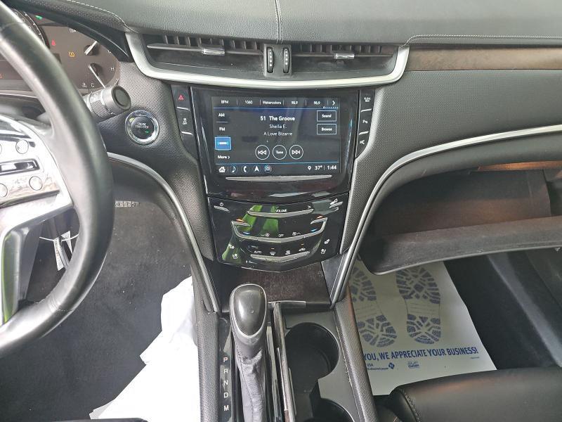 Cadillac XTS 4dr Sdn Luxury FWD 2018