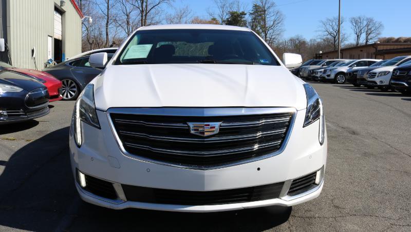 Cadillac XTS 4dr Sdn Luxury FWD 2018