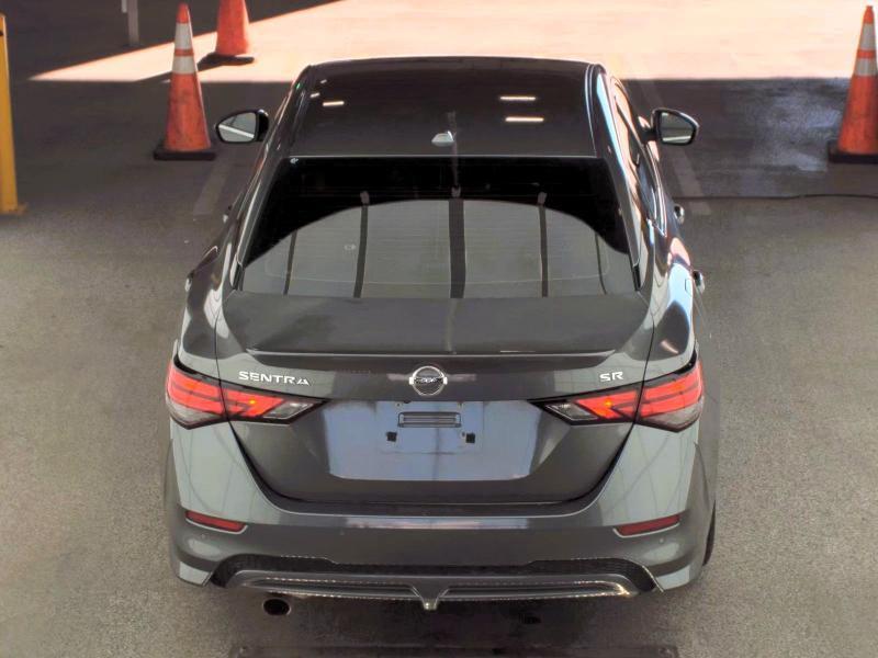 Nissan Sentra SR CVT 2021